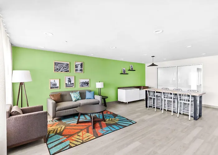 Woodspring Suites South Houston Hobby